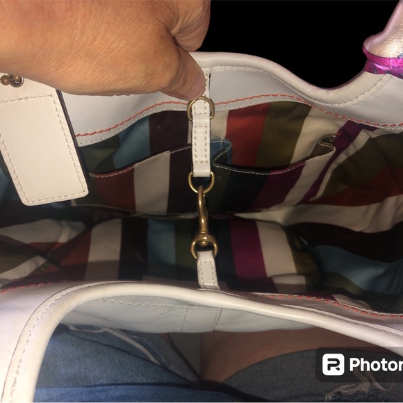 coach legacy leather handbag EUC - Picture 4 of 8